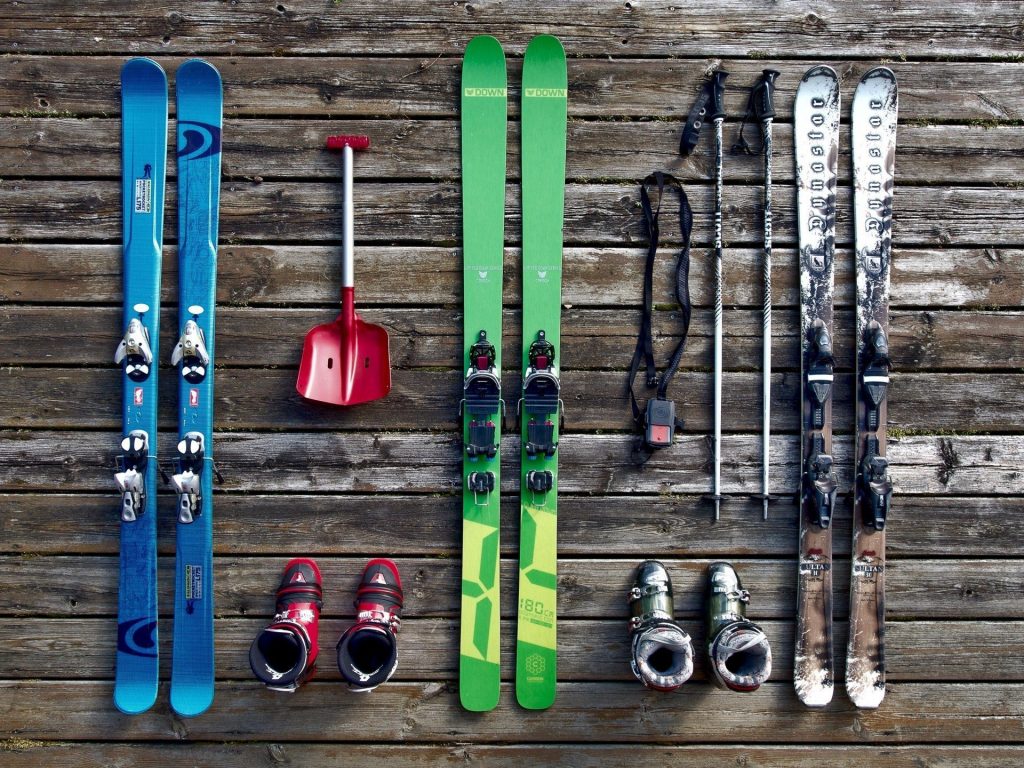 A Guide to Finding the Right Custom Ski Equipment